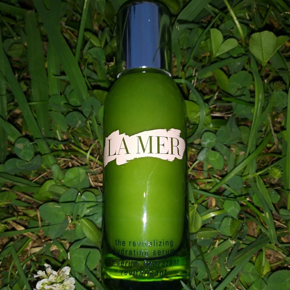 La Mer Face Hydrating Serum